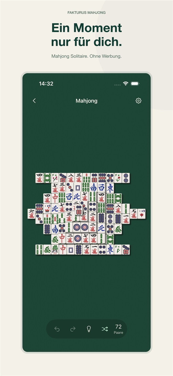 Deutsche Store-Aufnahme von Mahjong Solitaire mit klassischen Steinen auf grünem Filz und Werkzeugleiste
